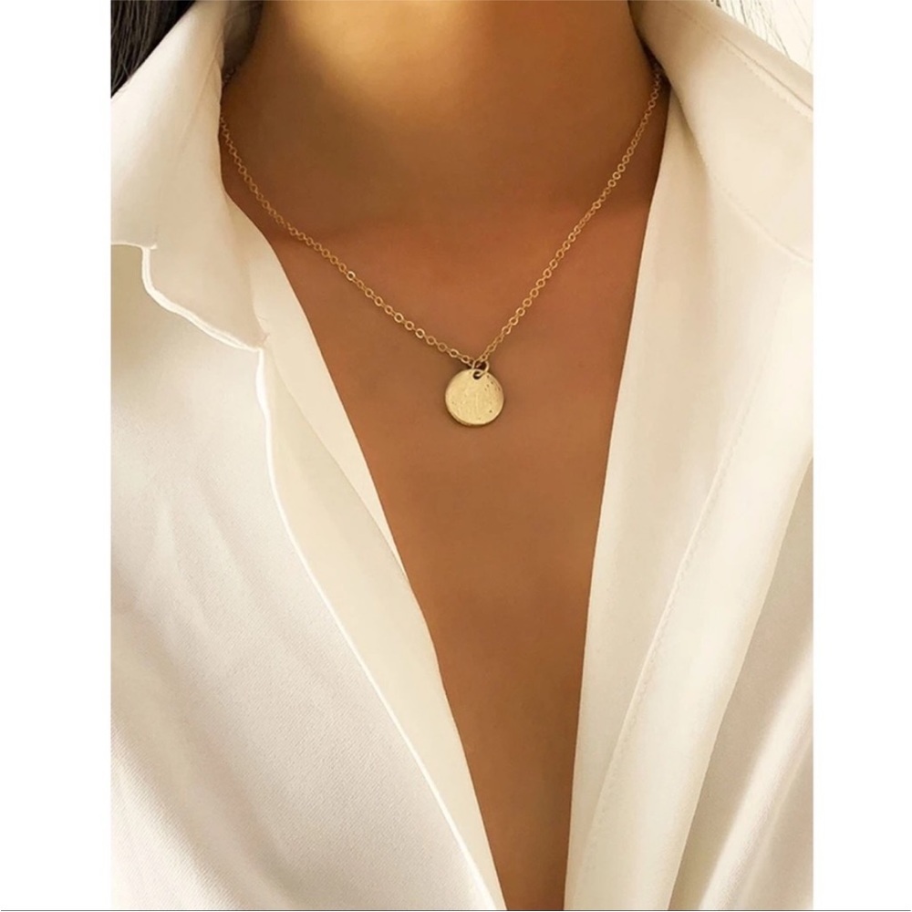 FREE PEOPLE Gold Coin Circle Necklace Dainty NEW